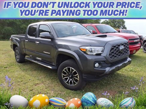 Used 2022 Toyota Tacoma TRD Sport w/ Technology Package RWD image 1