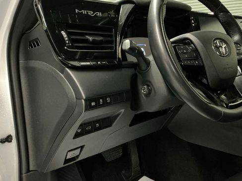 Used 2022 Toyota Mirai XLE w/ Advanced Technology Package image 17