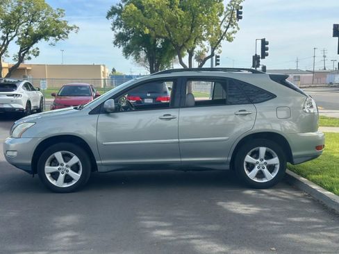 Used 2004 Lexus RX 330 FWD image 4