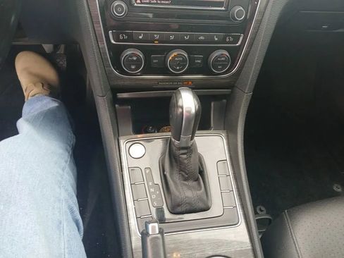 Used 2016 Volkswagen Passat 1.8T SE image 13