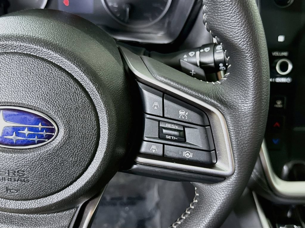 Used 2025 Subaru Outback Premium AWD/4WD image 24