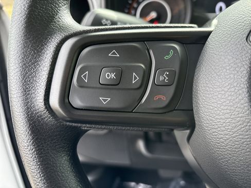 Certified 2025 Jeep Gladiator Sport image 23