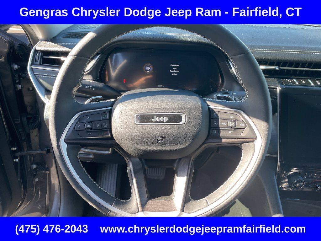 Used 2023 Jeep Grand Cherokee L Limited w/ Luxury Tech Group II AWD/4WD image 53