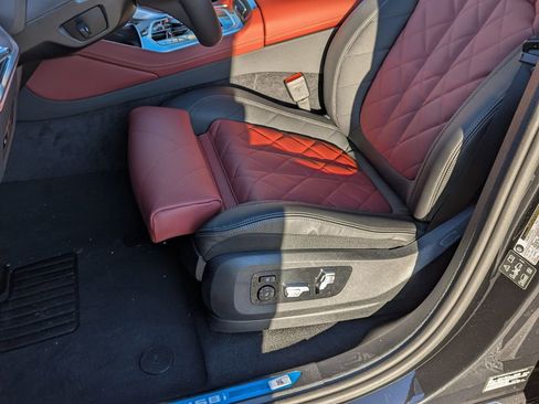 New 2026 BMW X6 M60i image 17