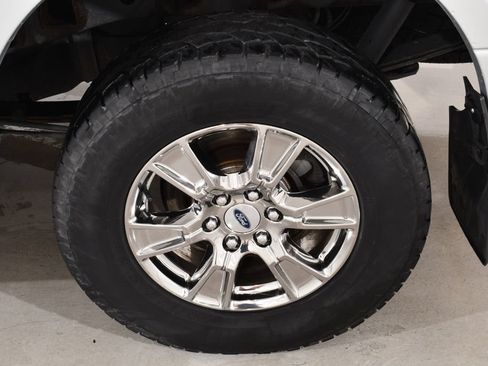 Used 2017 Ford F150 XLT w/ Equipment Group 302A Luxury AWD/4WD image 23
