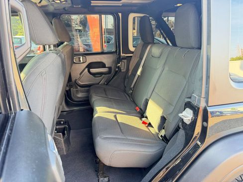 Used 2021 Jeep Wrangler Unlimited Sport AWD/4WD image 29