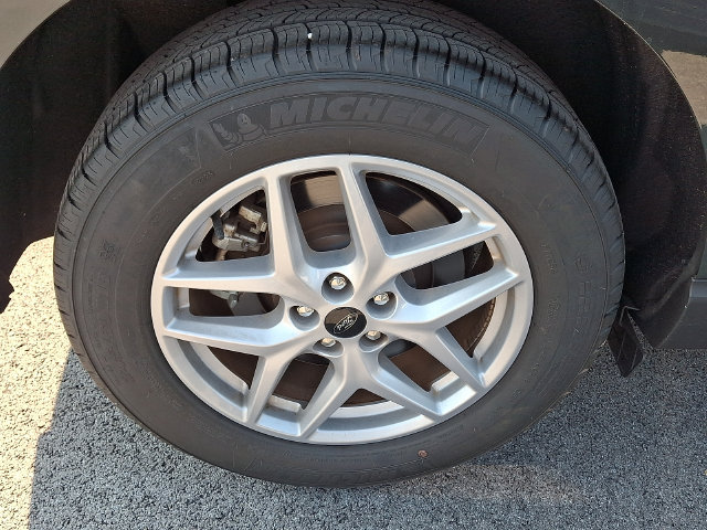 Used 2024 Ford Edge SEL w/ Convenience Package AWD/4WD image 7