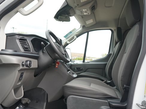 Used 2024 Ford Transit 350 XLT RWD image 25