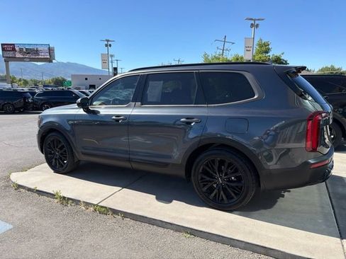 Used 2021 Kia Telluride SX w/ SX Prestige Package AWD/4WD image 3