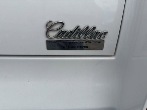 Used 1995 Cadillac Fleetwood Brougham image 26