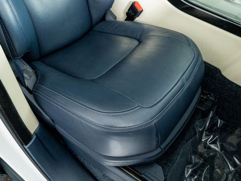 Used 2020 Land Rover Range Rover Long Wheelbase Autobiography image 30