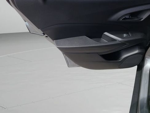 New 2026 Chevrolet Trax LS w/ LS Convenience Package FWD image 15