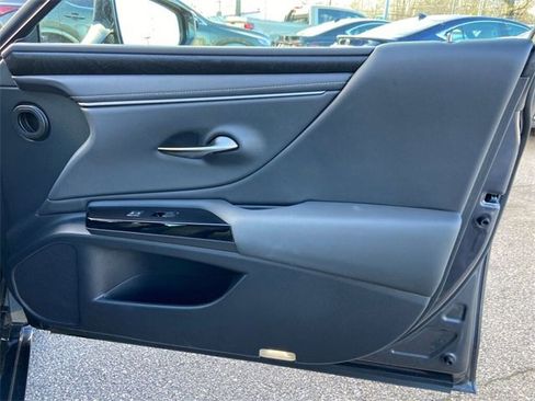 Certified 2024 Lexus ES 350 w/ Premium Package image 27