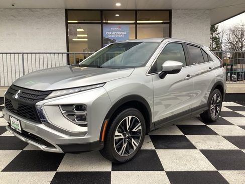 Used 2024 Mitsubishi Eclipse Cross SE image 2