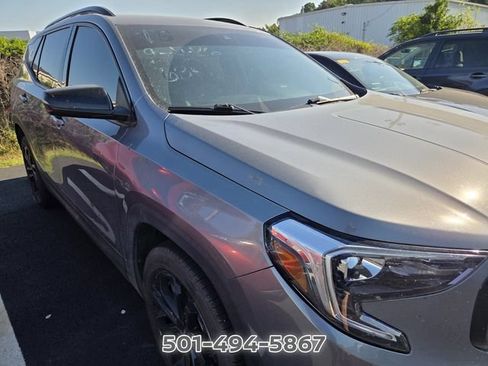 Used 2021 GMC Terrain SLT w/ Elevation Edition FWD image 9
