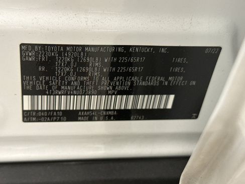 Used 2022 Toyota RAV4 XLE w/ XLE Grade Weather Package AWD/4WD image 22