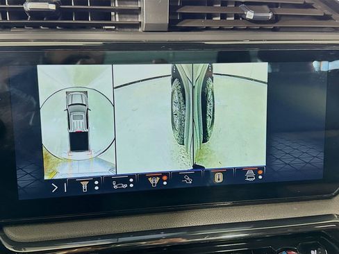 Used 2024 GMC Sierra 1500 AT4 image 49