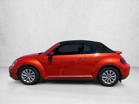 Used 2017 Volkswagen Beetle 1.8T S FWD image 8