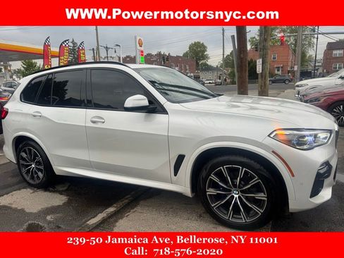 Used 2021 BMW X5 xDrive40i w/ M Sport Package AWD/4WD image 2