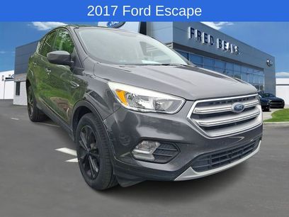 Used 2017 Ford Escape SE w/ SE Cold Weather Package