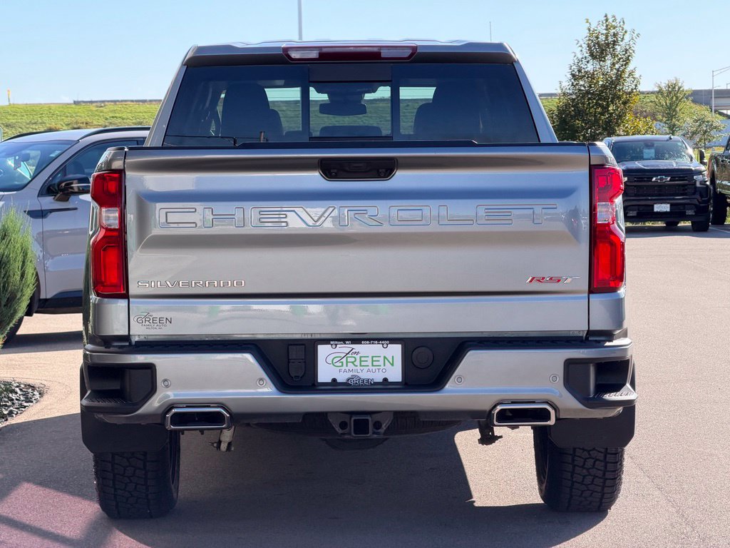 Used 2024 Chevrolet Silverado 1500 RST AWD/4WD image 8
