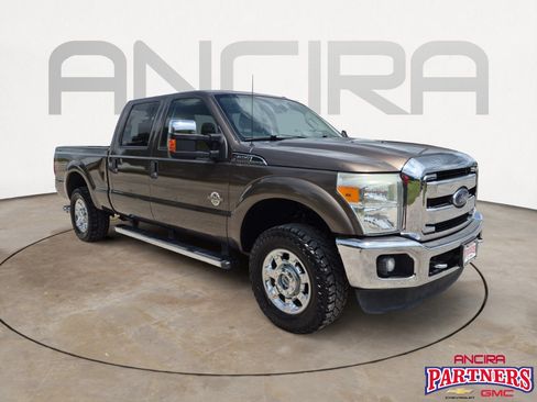 Used 2015 Ford F250 XLT w/ XLT Premium Package AWD/4WD image 1