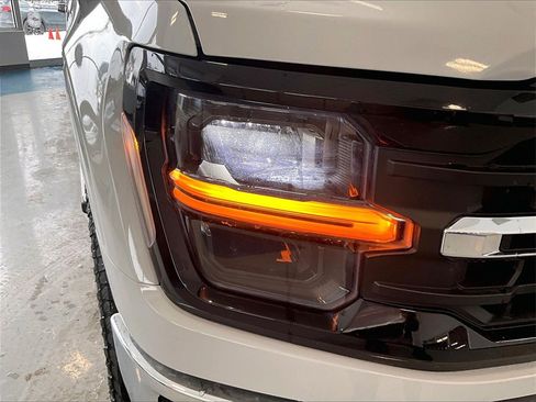 Used 2024 Ford F150 XLT image 31