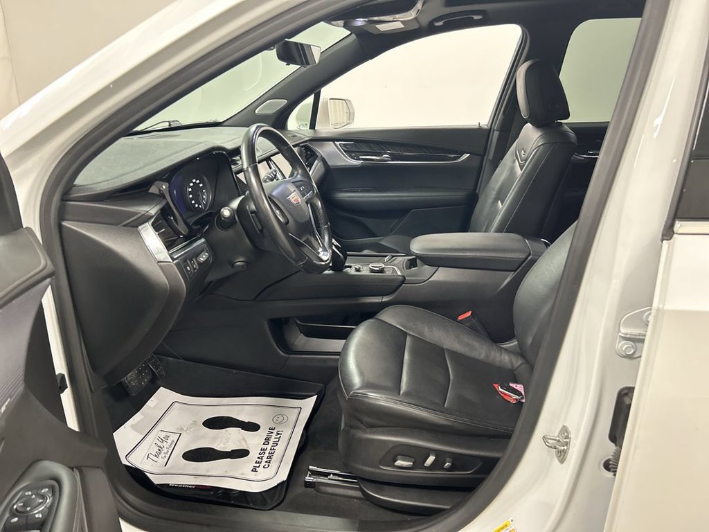 Used 2020 Cadillac XT6 Premium Luxury AWD/4WD image 9