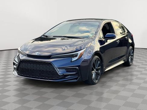 Used 2024 Toyota Corolla SE FWD image 4