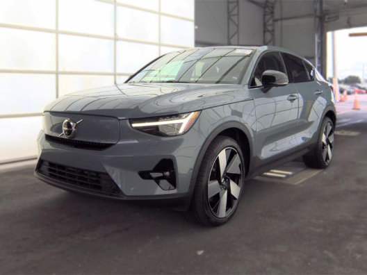 Used 2023 Volvo C40 P8 Recharge Ultimate AWD/4WD image 3