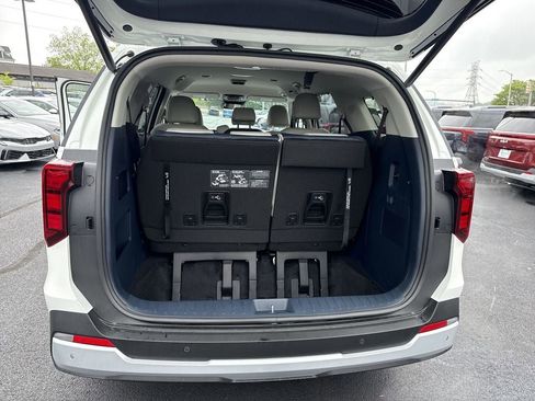 New 2026 Kia Carnival EX FWD image 44