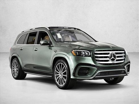New 2026 Mercedes-Benz GLS 580 4MATIC image 3