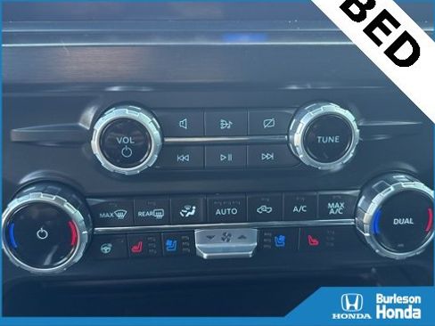 Used 2023 Ford F250 Lariat w/ FX4 Off-Road Package image 24