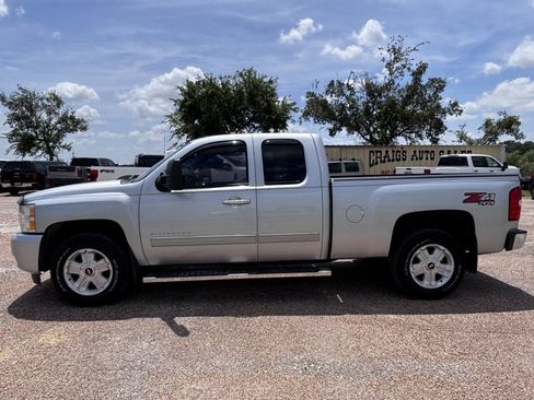 Used 2012 Chevrolet Silverado 1500 LT w/ All-Star Edition AWD/4WD image 2