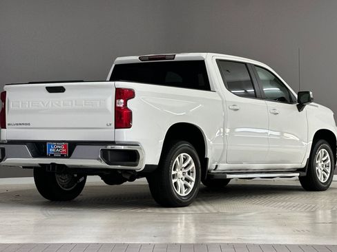 Used 2022 Chevrolet Silverado 1500 LT w/ Bed Protection Package RWD image 9