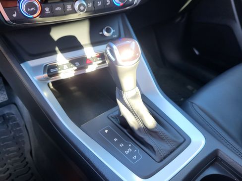 Used 2022 Audi Q3 2.0T Premium w/ Convenience Package image 14