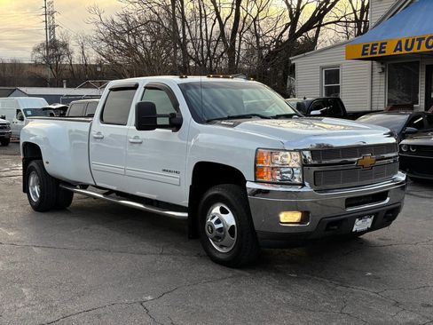 Used 2013 Chevrolet Silverado 3500 LTZ w/ LTZ Plus Package image 2