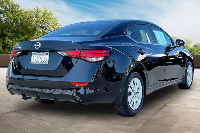 Certified 2025 Nissan Sentra S FWD image 6