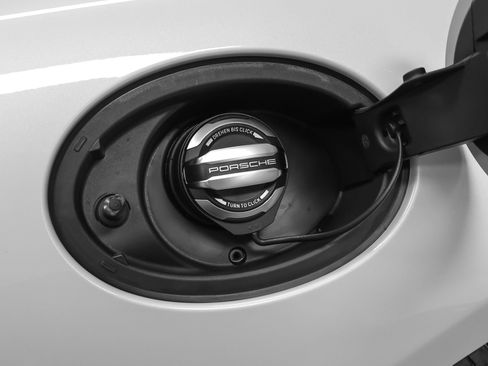 Certified 2025 Porsche 911 Turbo S AWD/4WD image 19