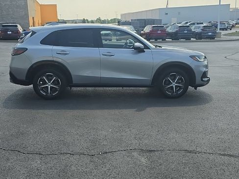 Used 2024 Honda HR-V EX-L image 10