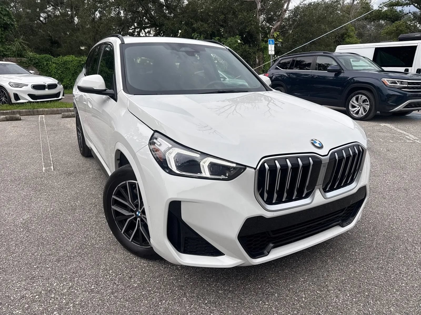 Used 2026 BMW X1 xDrive28i AWD/4WD image 4