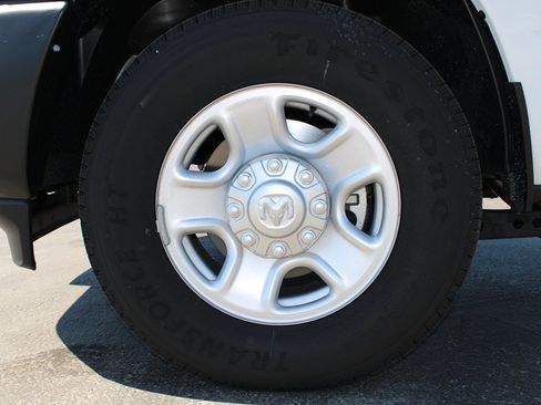 Used 2024 RAM 2500 Tradesman w/ Convenience Group RWD image 37