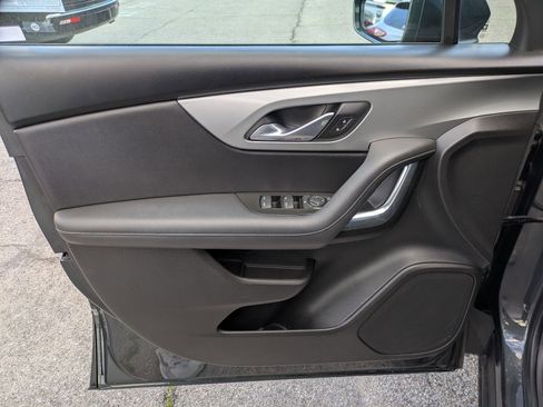 Used 2019 Chevrolet Blazer LT image 10