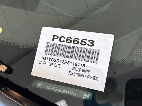 Used 2023 Chevrolet Corvette Stingray Premium Cpe w/ Z51 Performance Package RWD image 29