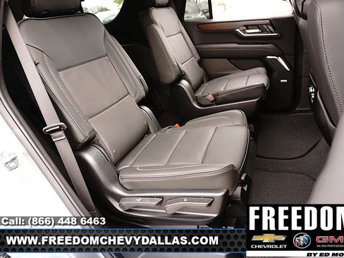 New 2026 GMC Yukon Denali w/ Denali Reserve Package image 17