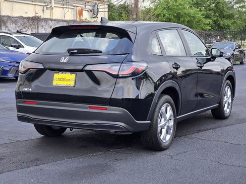 Used 2025 Honda HR-V LX image 4