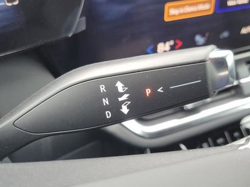 New 2026 Chevrolet Equinox EV LT w/ Comfort Package image 16