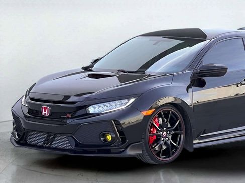 Used 2019 Honda Civic Type R image 8
