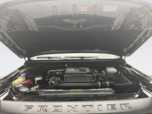 Used 2022 Nissan Frontier PRO-4X w/ Pro-4X Premium Package AWD/4WD image 27