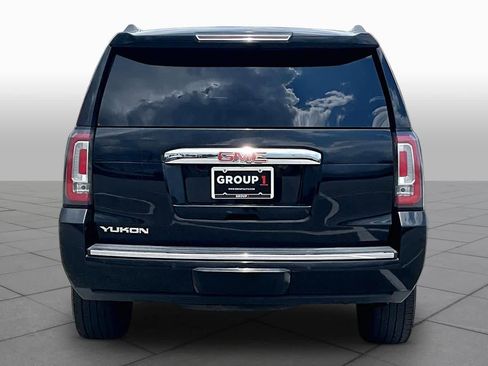 Used 2019 GMC Yukon Denali w/ Denali Ultimate Package RWD image 5